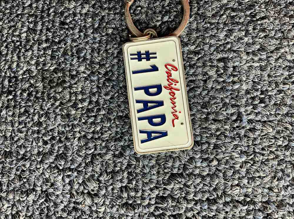 #1 Papa Keychain – California License Plate Style